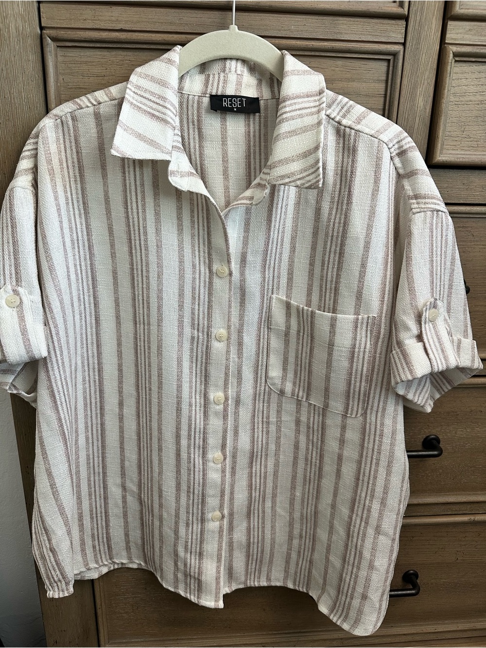 Women’s Striped Short-Sleeve Button-Up Shirt in Cream and Beige